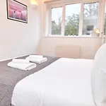3 Bed With Parking In Maida Vale