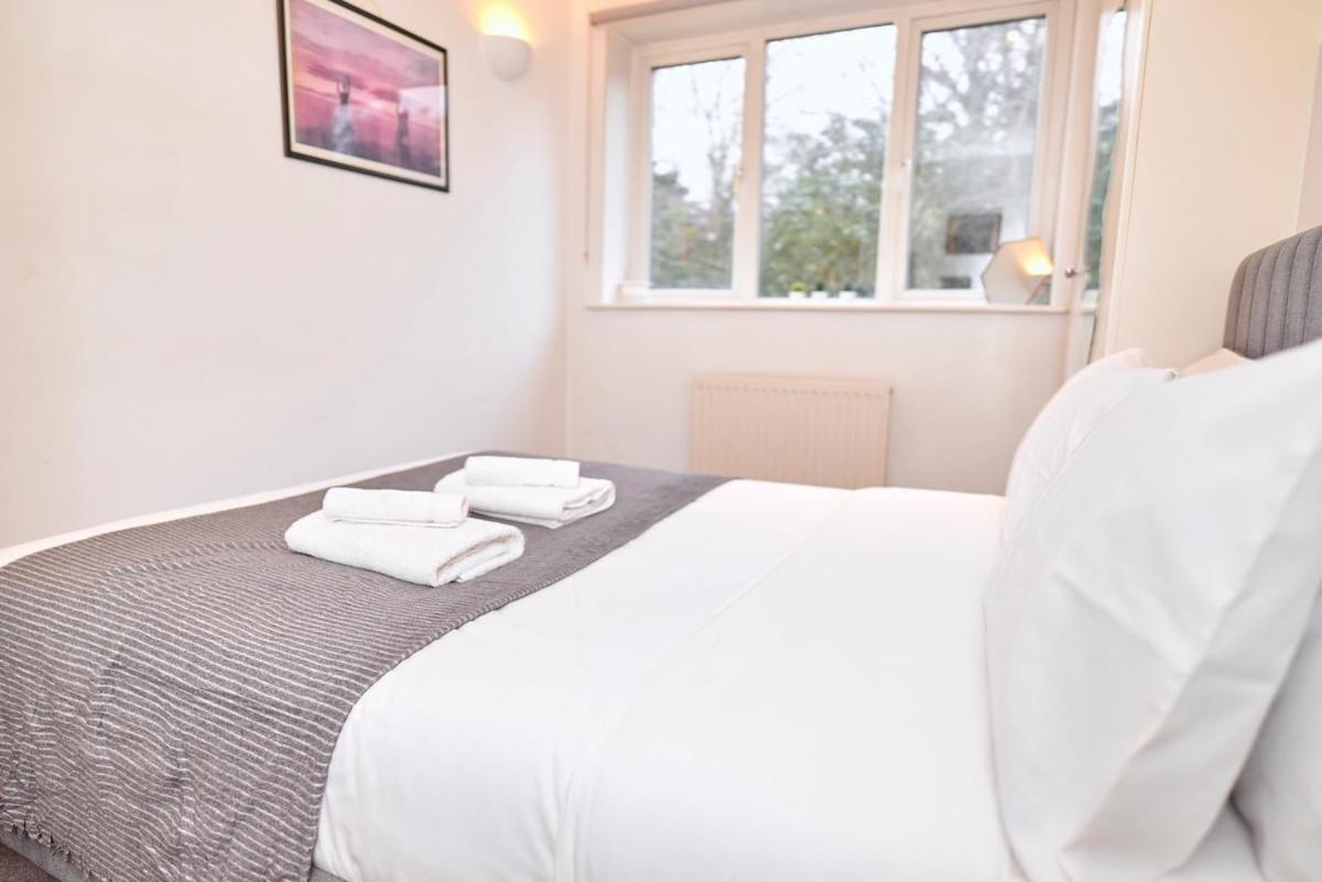 3 Bed With Parking In Maida Vale Appartamento